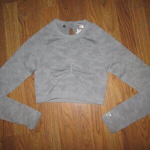 Womens GYMSHARK GYM SHARK fitted crop top long sleeve athletic shirt M Md Med